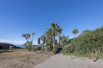 Beachfront Apartment Marbella East Spain (9)