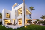 Luxury Modern Villa Marbella Golden Mile Spain (34)